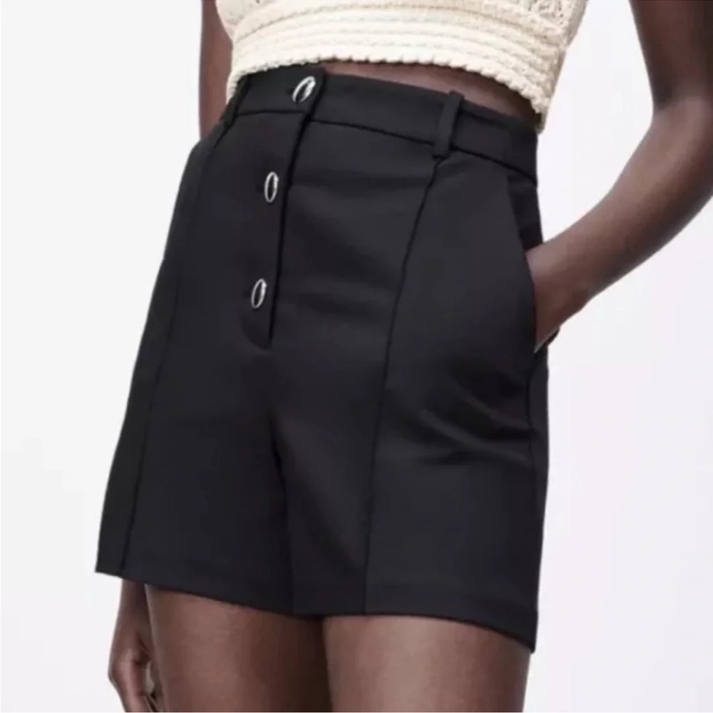 Zara High Waist Shorts with Button Detail black Small NWT